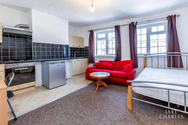 Commercial Property - Photo 1