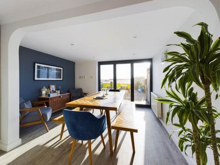 3 bedroom townhouse to rent - Photo 3