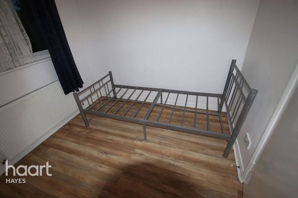 7 bedroom semi-detached bungalow to rent - Photo 1