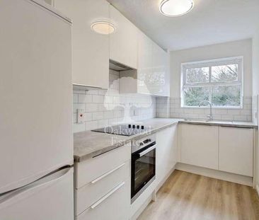 Hurworth Avenue, Langley, SL3 - Photo 2