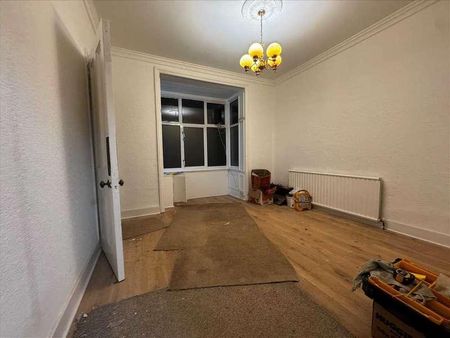 Curtis Road, Hornchurch, RM11 - Photo 2