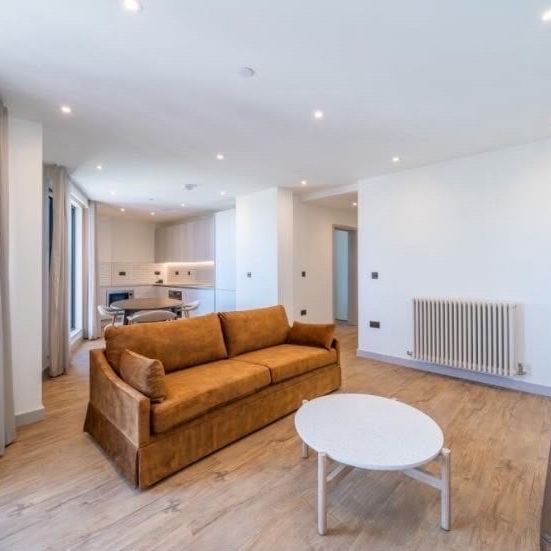2 Bed Flat, Selborne Road, E17 - Photo 1