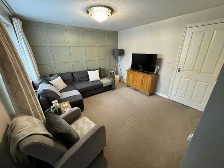 Lakelot Close, Willenhall, WV12 - Photo 5