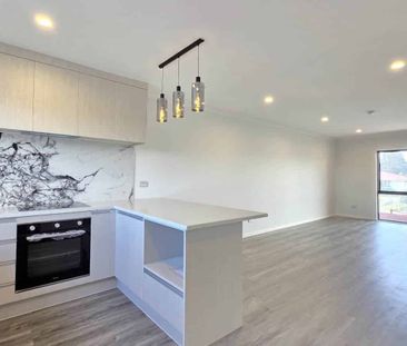 Brand-New Excitement! - Photo 2