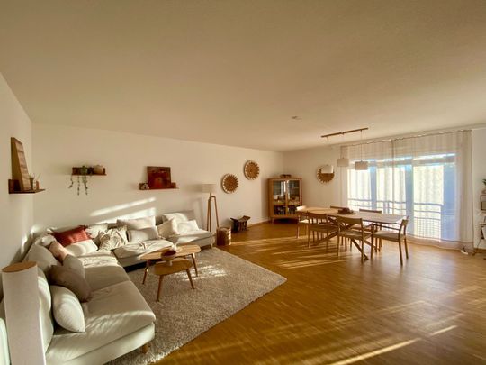 4th floor 4-room apartment located in Petit-Lancy 1213 - Photo 1