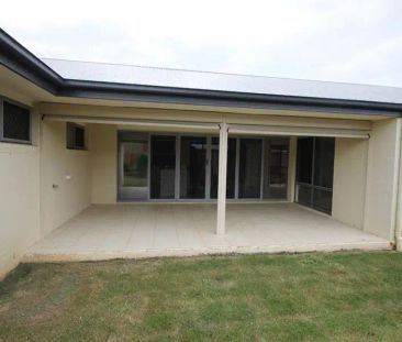 “Family Home !!!” - Photo 6