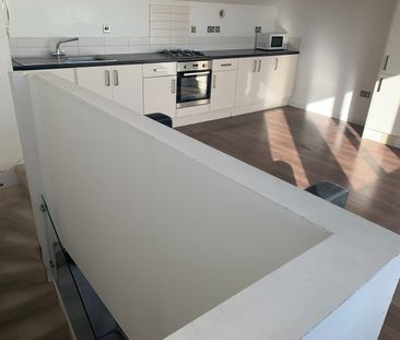 2 Bed Maisonette, Muswell Hill Broadway, N10 - Photo 2