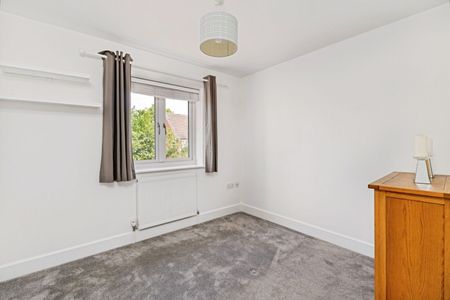 Lankester Close, CM22, Bishop'S Stortford - Photo 4