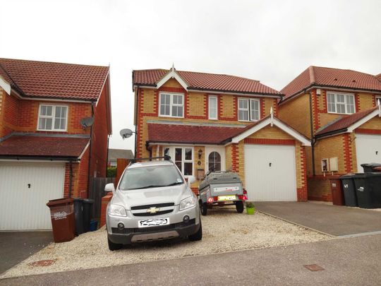 Lambourn Avenue, Stone Cross - Photo 1