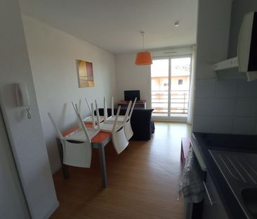 Location Appartement 2 pièces 30m² - Photo 2