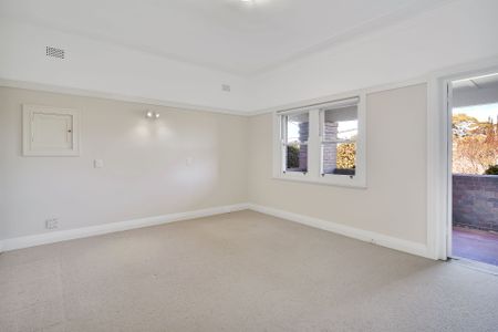7 Stewart Street, Artarmon NSW 2064 - House For Rent | Domain - Photo 2