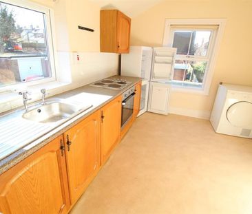 1 bedroom Flat To Let - Photo 6