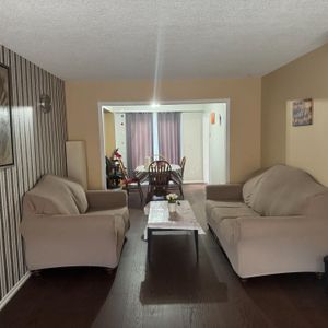 For Lease - 5364 Champlain Trail, Mississauga, Ontario - Photo 2