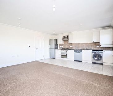 2 bedroom flat to rent - Photo 6