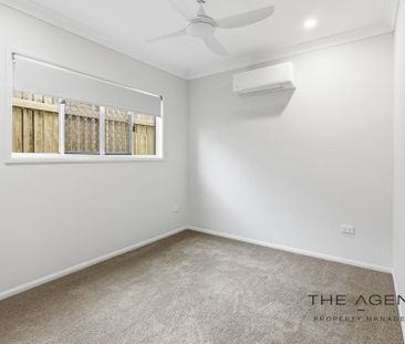 Stylish New Residence in a Prime Norman Gardens Location - Photo 2