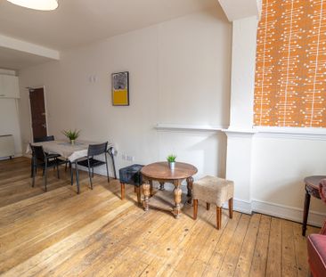 6 Bed Student Accommodation - Photo 1