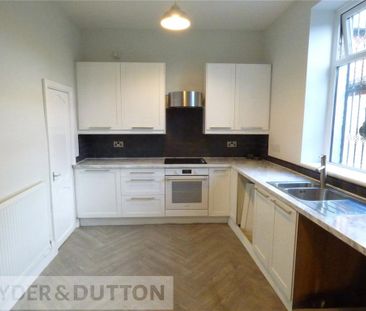 2 bedroom end of terrace house to rent - Photo 6
