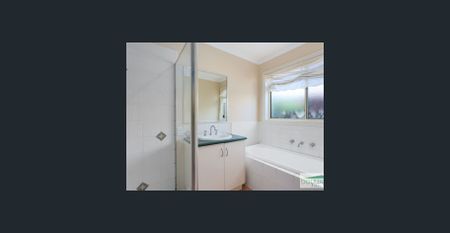 Spacious Four-Bedroom Family Home in a Convenient Location - Photo 4