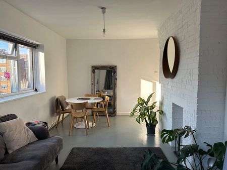 2 Bed Flat, Fanshaw Street, N1 - Photo 3