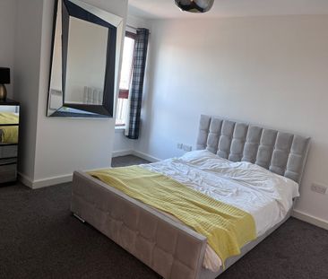 2 Bed Penthouse, Mitchell Street, G1 - Photo 5