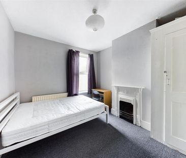 5 bedroom terraced house to rent - Photo 4