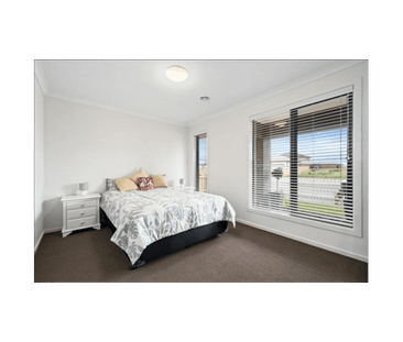 Modern Living in the Heart of Eynesbury - Photo 2