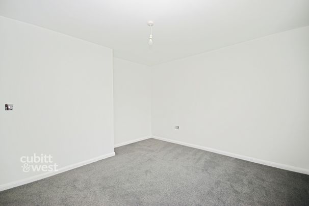 2 bedroom detached bungalow to rent - Photo 1