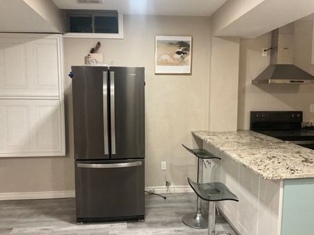 For Lease - 67 Thornbury Court Unit# Basement, Hamilton, Ontario - Photo 2