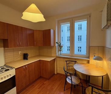 Warszawa, Śródmieście, Jana i Jędrzeja Śniadeckich - Photo 2