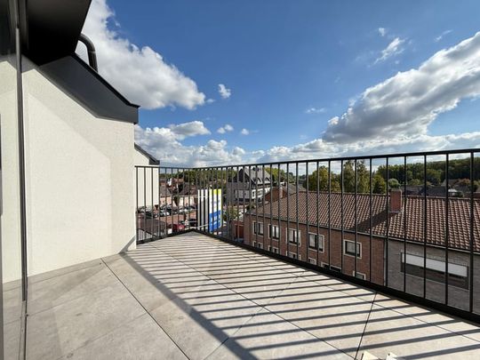 Appartement te huur - Photo 1
