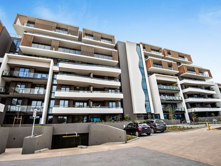 LUXURIOUS APARTMENT IN THE PAVILION GREEN - Photo 4