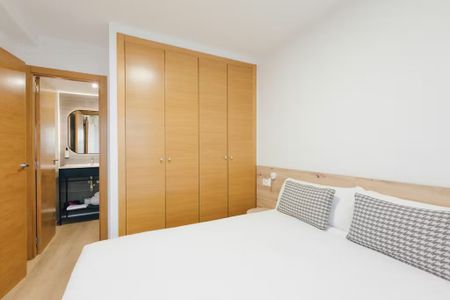 Avinguda de Pius XII, Valencia, Valencian Community 46009 - Photo 4