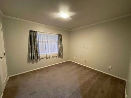 Lovely Family Home in Hauraki&excl; - Photo 2