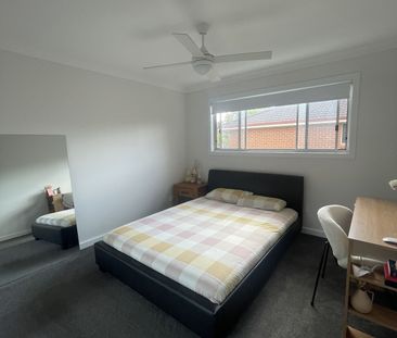 MODERN TOWNHOUSE - Photo 1