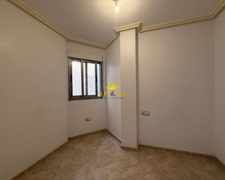 3 BEDROOM APARTMENT - TORREVIEJA - Photo 3