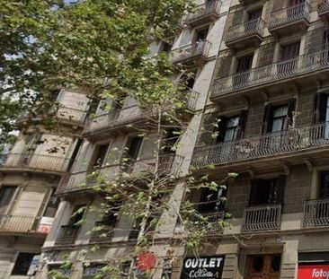 Piso de alquiler en De Sant Antoni, El Raval - Photo 4