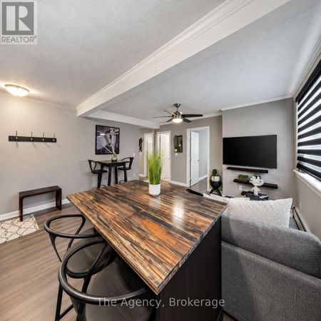 8 - 4538 HURON STREET, Niagara Falls, Ontario, L2E2H3 - Photo 5