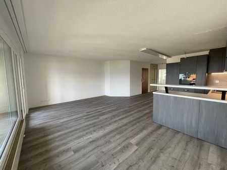 Appartement de 3,5 pièces au 3ème étage - Refait à neuf - Photo 2