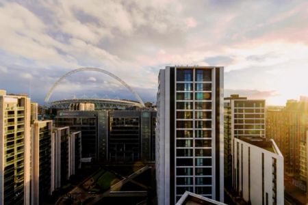 4 Bedroom Apartment - Photo 5