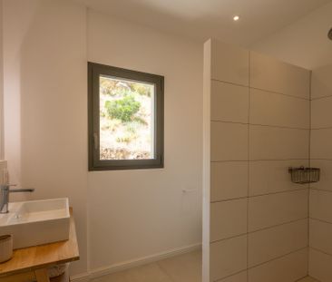 Rental House Ajaccio 7 Rooms 300 m² - Photo 5