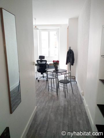 Logement à Paris, Location meublée - Photo 5