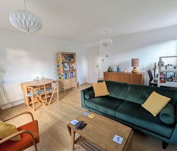 2 Bed Flat, Stainsbury Street, E2 - Photo 2