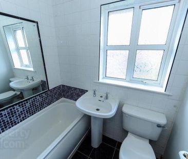 7 Whitethorn Mews, Newtownards, BT23 8WU - Photo 2
