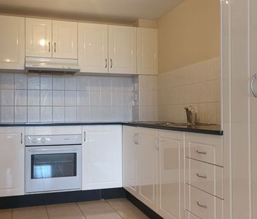 Two Bedroom Apartment with Walking Distance to Hurstville Train Sta... - Photo 3