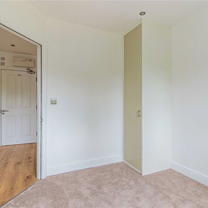1 bed Flat for rent - Photo 1