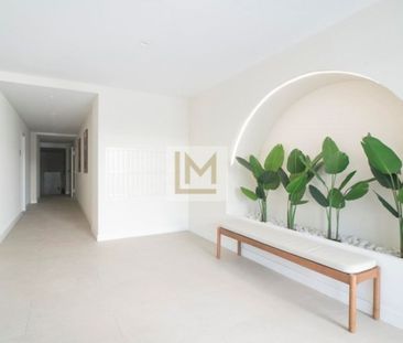 3 room luxury Apartment for rent in Marbella, Spain - Photo 2