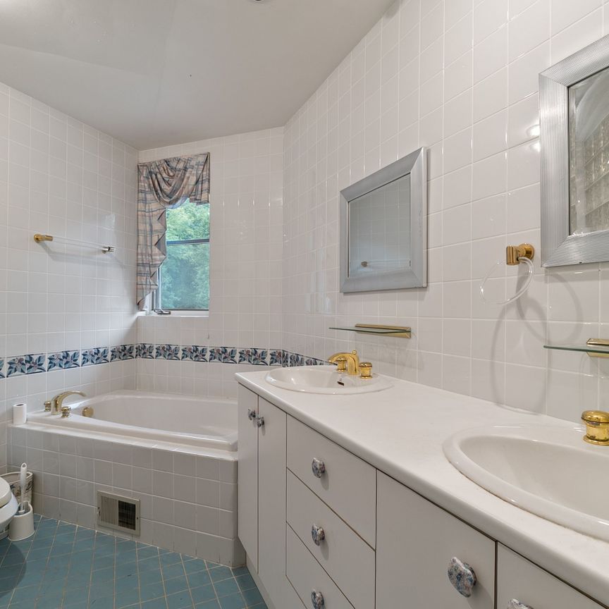 For Lease - 9 Flaherty Lane, Caledon, Ontario - Photo 1