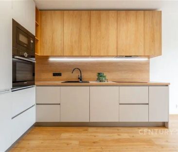 Pronájem novostavby bytu 3+kk s balkonem, sklepem a parkovacím stán... - Photo 2