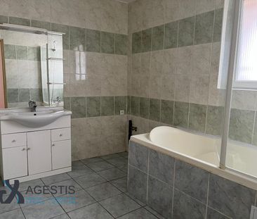 Location Maison 5 pièces 103m² VALDURENQUE 81090 - Photo 4