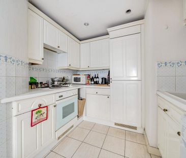 Studio to rent - Photo 6